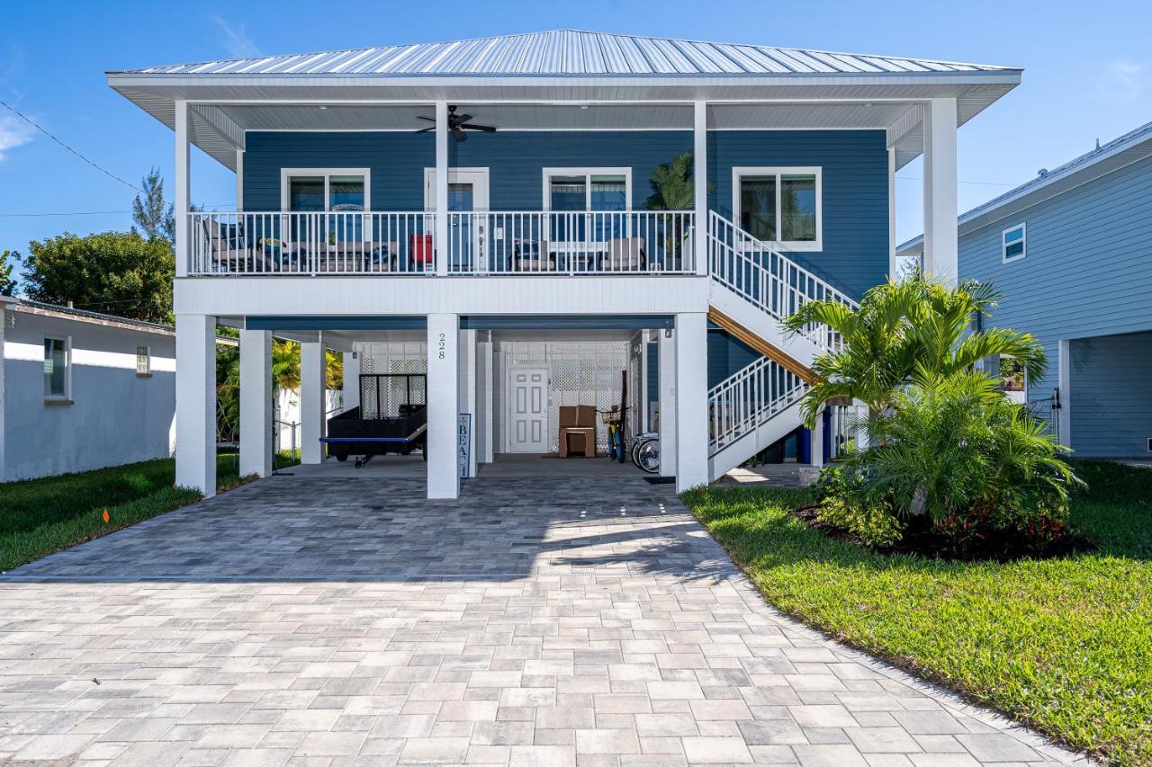 Beautiful New Build Private Pool Home On The North End Of Fort Myers Beach! Home Экстерьер фото